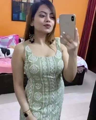 Call Girl in Gudha Malani
